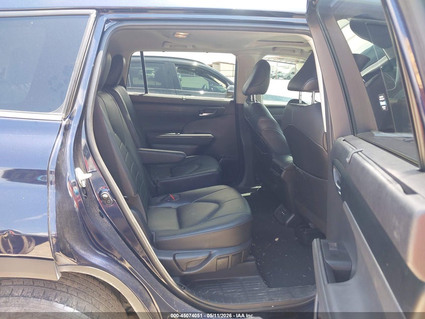 2021 Toyota Highlander VIN 5TDGZRAH6MS033598 IAAI salvage auction — REAR END, Original (Texas), sold $13,950 on 2026-07-07 (photo 8)