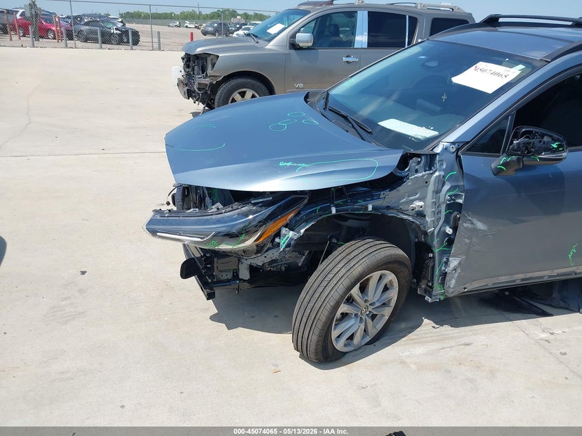 2025 Toyota Corolla cross VIN 7MUCAAAG6SV150499 IAAI salvage auction — FRONT END, Salvage (Texas), sold $7,800 on 2026-07-10 (photo 6)