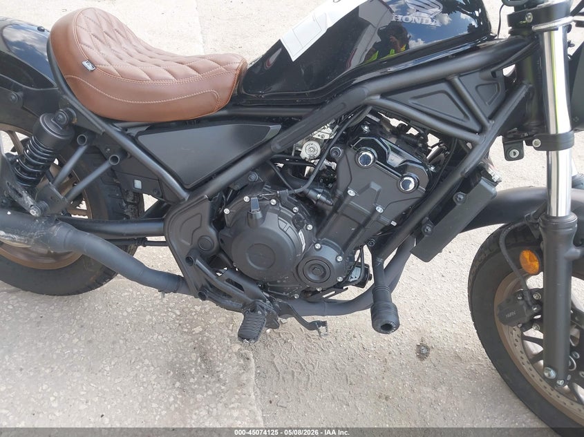2024 Honda Cmx500 VIN MLHPC560XR5700275 IAAI salvage auction — FRONT END, Rebuildable (Florida), sold $1,250 on 2026-07-15 (photo 8)
