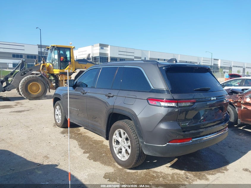 2023 Jeep Grand cherokee VIN 1C4RJHBG8PC661751 IAAI salvage auction — HAIL, Original (Texas), sold $16,500 on 2026-08-11 (photo 3)