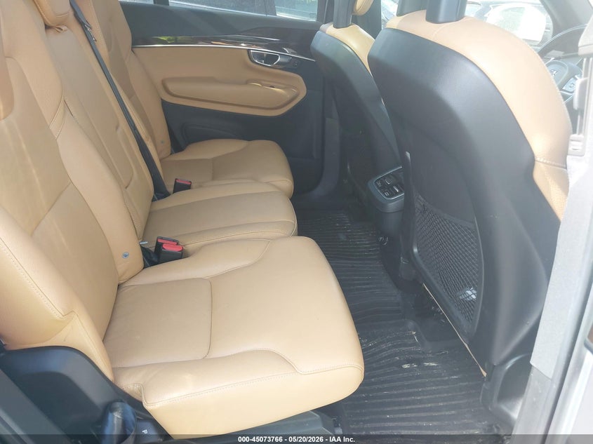 2017 Volvo Xc90 VIN YV4A22PK2H1168307 IAAI salvage auction — REAR END, Salvage (Massachusetts), sold $7,600 on 2026-07-24 (photo 8)