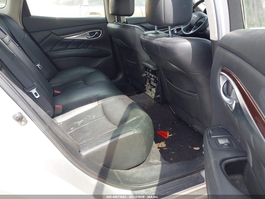 2011 Infiniti M VIN JN1BY1AR3BM371267 IAAI salvage auction — NORMAL WEAR, Clear (Washington), sold $500 on 2026-07-15 (photo 8)