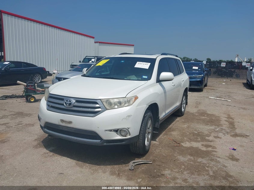 2013 Toyota Highlander VIN 5TDZK3EH1DS101147 IAAI salvage auction — RIGHT FRONT, Original (Texas), sold $2,400 on 2026-07-21 (photo 2)