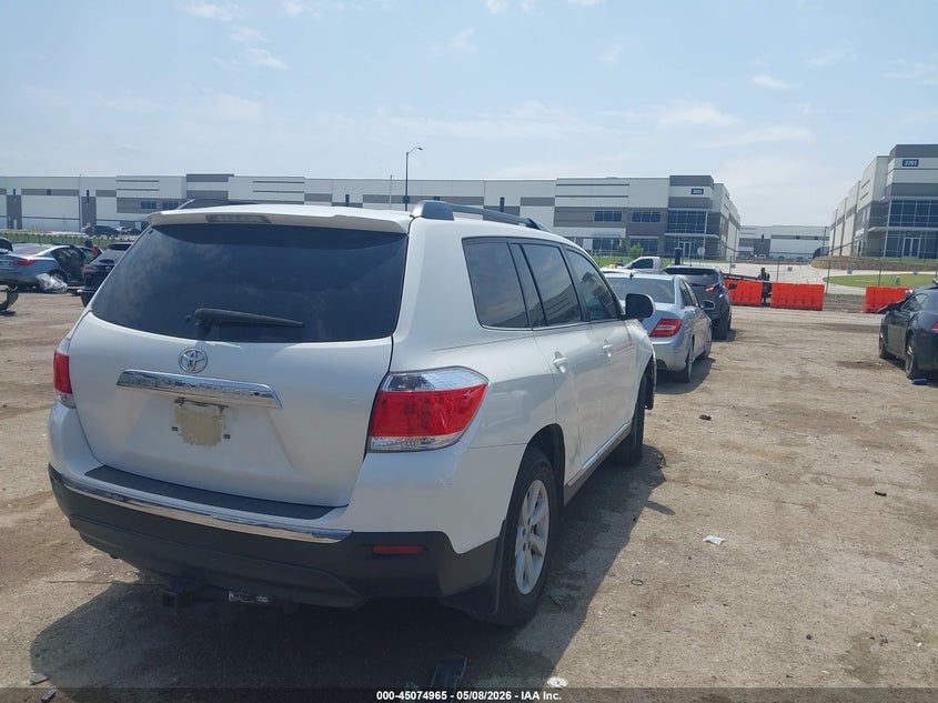 2013 Toyota Highlander VIN 5TDZK3EH1DS101147 IAAI salvage auction — RIGHT FRONT, Original (Texas), sold $2,400 on 2026-07-21 (photo 4)