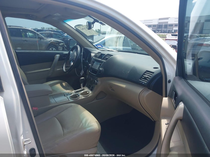 2013 Toyota Highlander VIN 5TDZK3EH1DS101147 IAAI salvage auction — RIGHT FRONT, Original (Texas), sold $2,400 on 2026-07-21 (photo 5)