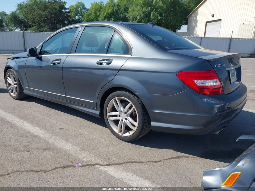 2014 Mercedes-benz C-klasse VIN WDDGF4HB4EG210244 IAAI salvage auction — FRONT END, Salvage (California), sold $525 on 2026-07-07 (photo 3)