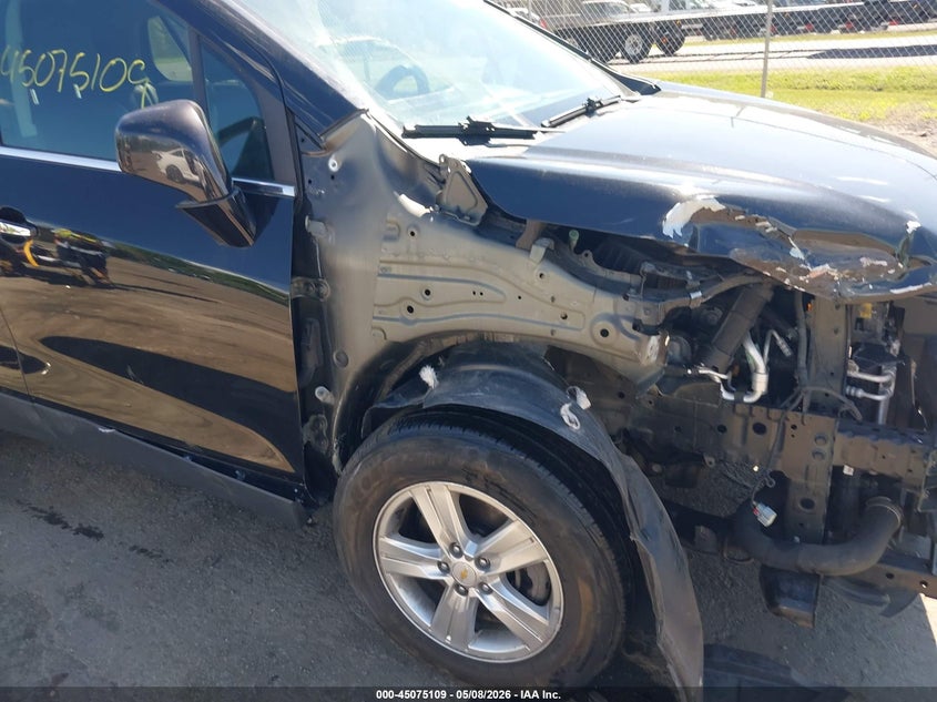 2019 Chevrolet Trax VIN KL7CJPSB2KB901098 IAAI salvage auction — RIGHT FRONT, Clear (Virginia), sold $1,350 on 2026-07-14 (photo 6)