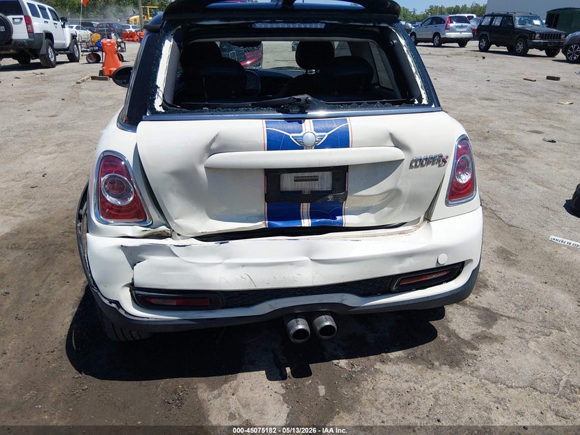 2011 Mini Cooper VIN WMWSV3C52BTY23241 IAAI salvage auction — REAR END, Clear (Virginia), sold $850 on 2026-07-17 (photo 6)