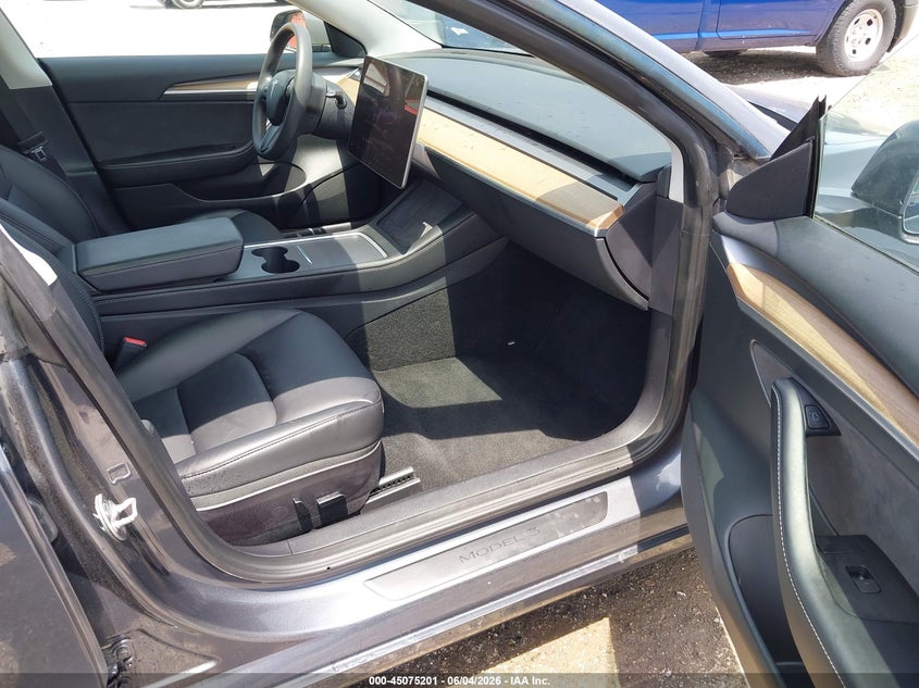 2023 Tesla Model 3 VIN 5YJ3E1EA7PF408934 IAAI salvage auction — NORMAL WEAR, Sf97 (Indiana), sold $25,250 on 2026-07-15 (photo 5)