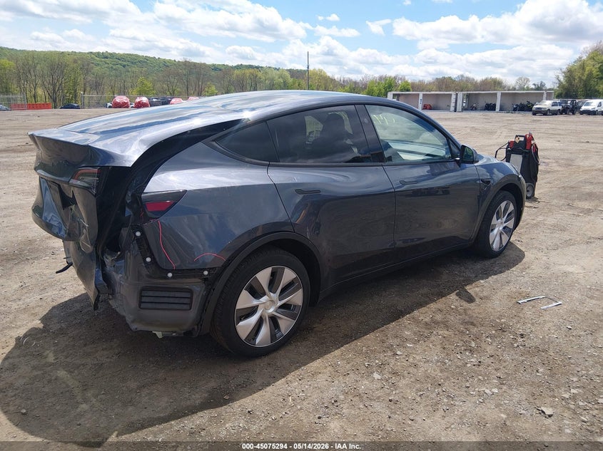 2023 Tesla Model y VIN 7SAYGDEEXPA168167 IAAI salvage auction — REAR END, Salvage (New Jersey), sold $9,200 on 2026-07-23 (photo 4)