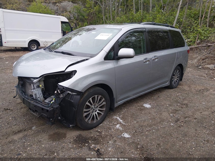 2020 Toyota Sienna VIN 5TDYZ3DC0LS043432 IAAI salvage auction — FRONT END, Salvage (Massachusetts), sold $6,200 on 2026-07-24 (photo 2)