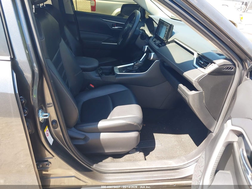 2019 Toyota Rav 4 VIN JTMC1RFV6KD503464 IAAI salvage auction — FRONT END, Salvage (Georgia), sold $7,500 on 2026-07-19 (photo 5)