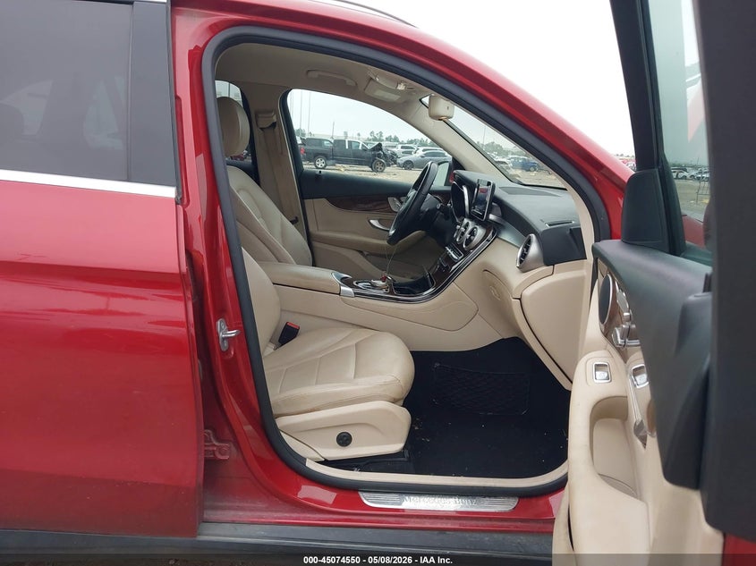2019 Mercedes-benz Glc class VIN WDC0G4JB2KV143373 IAAI salvage auction — RIGHT FRONT, Original (Texas), sold $6,650 on 2026-07-09 (photo 5)