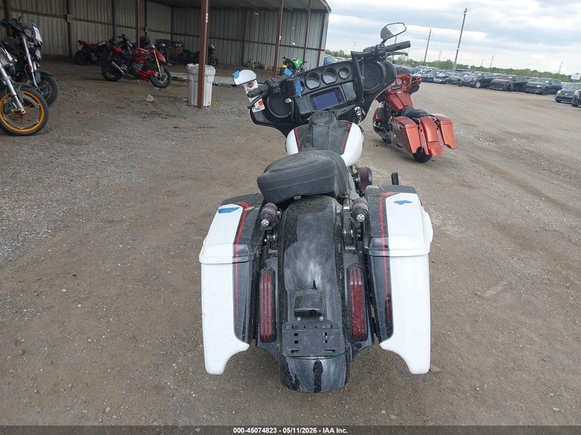 2021 Harley-davidson Street glide VIN 1HD1PXL18MB951410 IAAI salvage auction — FRONT END, Salvage (Michigan), sold $12,500 on 2026-09-01 (photo 6)