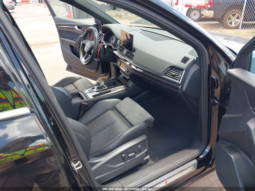 2022 Audi Sq5 sportback VIN WA114AFY4N2103603 IAAI salvage auction — WATER/FLOOD, Bill Of Sale (Hawaii), sold $3,350 on 2026-07-16 (photo 5)