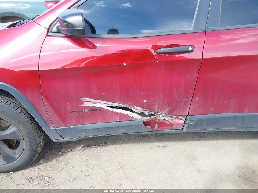 2017 Jeep Cherokee VIN 1C4PJMAS5HW521095 IAAI salvage auction — LEFT SIDE, Wait Title, sold $3,250 on 2026-07-30 (photo 6)