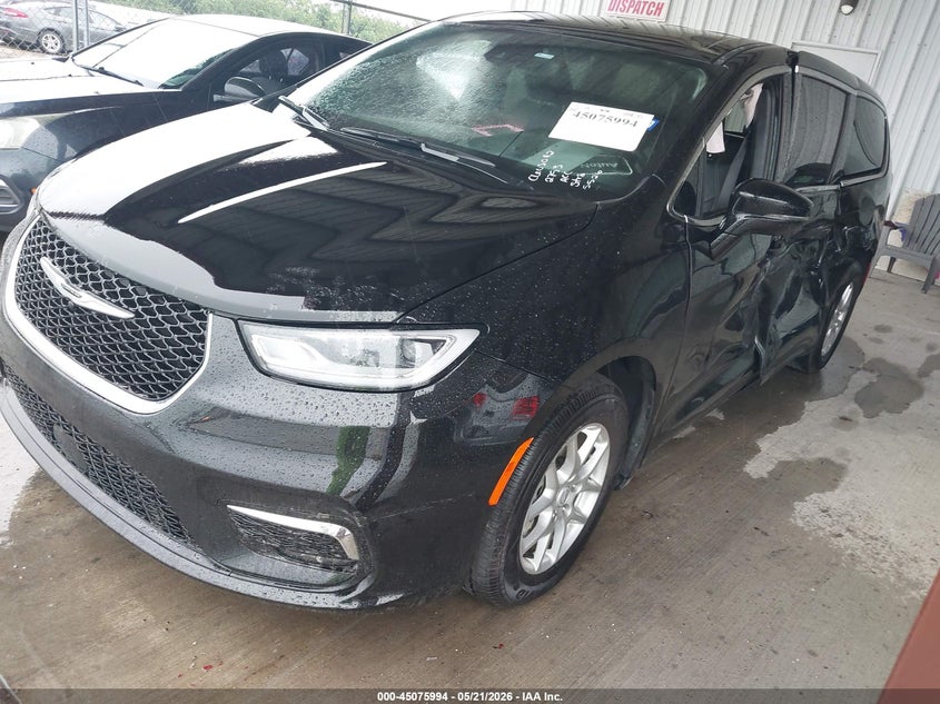 2026 Chrysler Pacifica VIN 2C4RC1BG5TR152753 IAAI salvage auction — LEFT SIDE, Salvage (Texas), sold $9,200 on 2026-07-31 (photo 2)