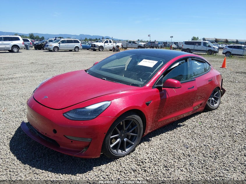 2021 Tesla Model 3 VIN 5YJ3E1EB4MF875443 IAAI salvage auction — RIGHT FRONT, Salvage (Oregon), sold $4,150 on 2026-07-30 (photo 2)