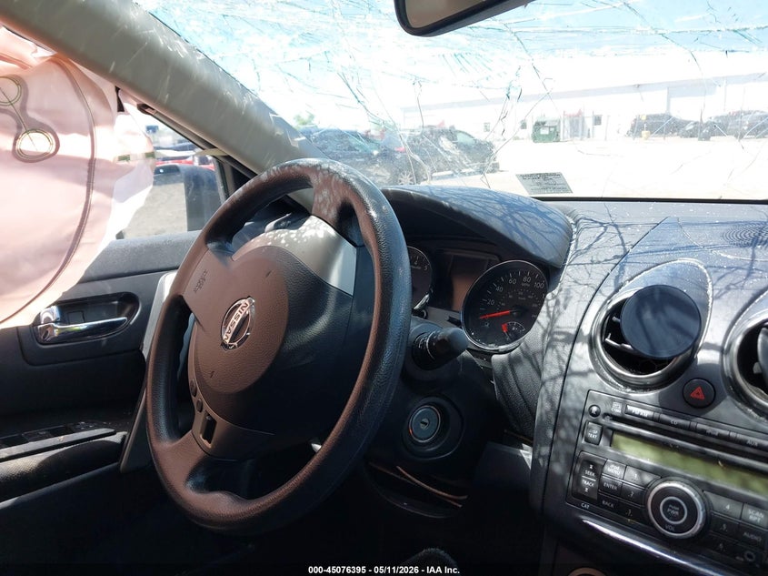 2011 Nissan Rogue VIN JN8AS5MV3BW682670 IAAI salvage auction — ROLLOVER, Salvage (Illinois), sold $350 on 2026-07-08 (photo 7)