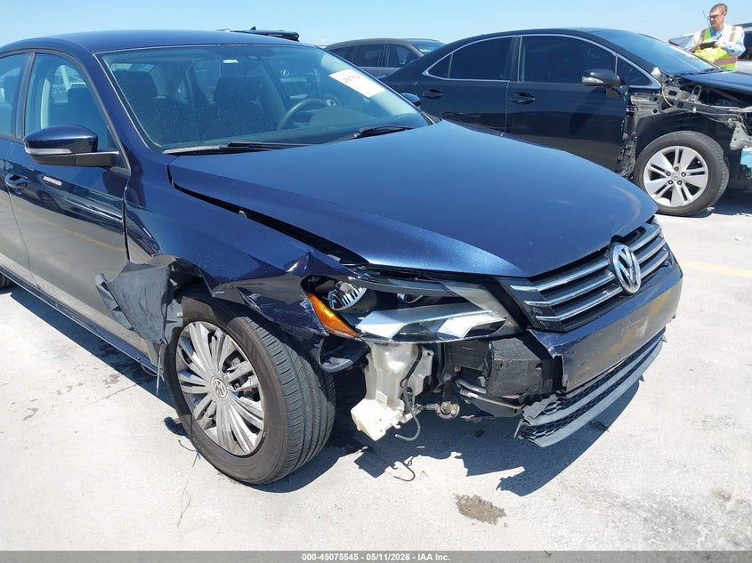 2014 Volkswagen Passat VIN 1VWAP7A30EC012315 IAAI salvage auction — RIGHT FRONT, Original (Texas), sold $925 on 2026-07-09 (photo 6)