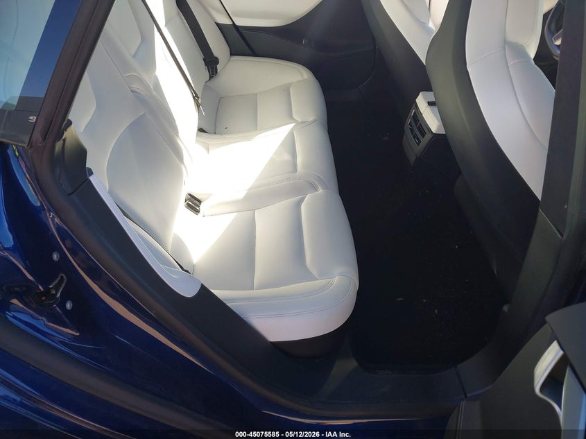 2018 Tesla Model s VIN 5YJSA1E28JF266133 IAAI salvage auction — LEFT REAR, Salvage (Massachusetts), sold $2,050 on 2026-07-30 (photo 8)