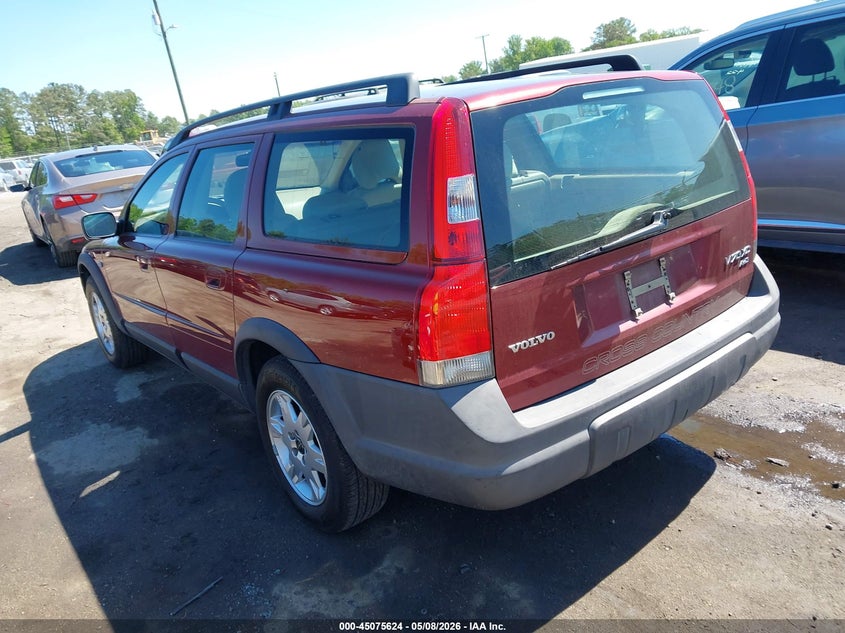 2001 Volvo V70 VIN YV1SZ58D111003501 IAAI salvage auction — NORMAL WEAR, Clear (Virginia), sold $675 on 2026-07-10 (photo 3)