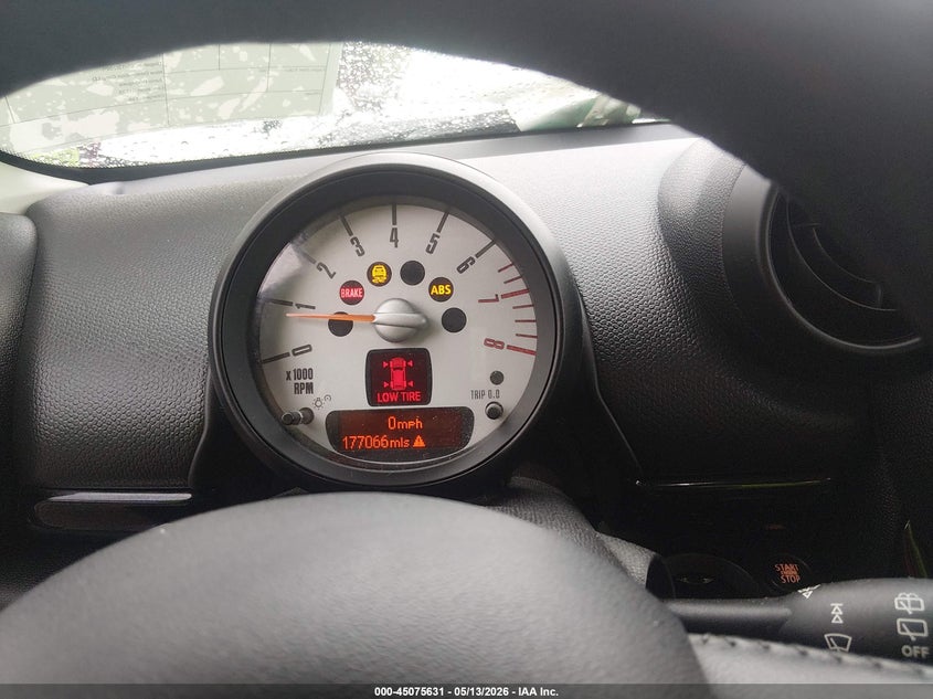 2013 Mini Countryman VIN WMWZC3C5XDWM28472 IAAI salvage auction — LEFT SIDE, Clear (Massachusetts), sold $425 on 2026-07-17 (photo 7)