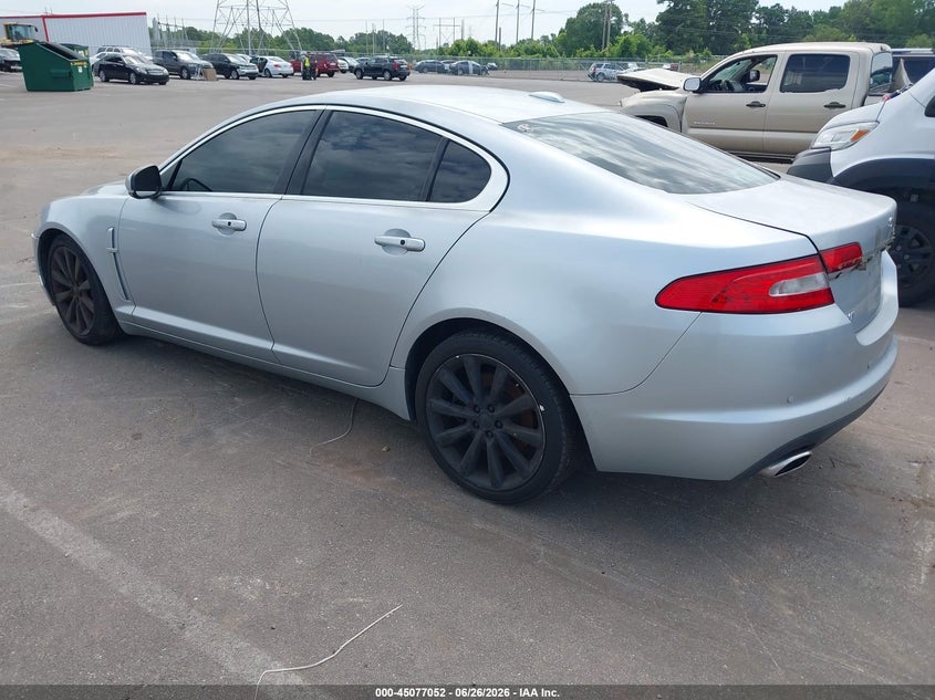 2010 Jaguar Xf VIN SAJWA0GB0ALR53212 IAAI salvage auction — NORMAL WEAR, Bill Of Sale (Tennessee), sold $200 on 2026-07-21 (photo 3)