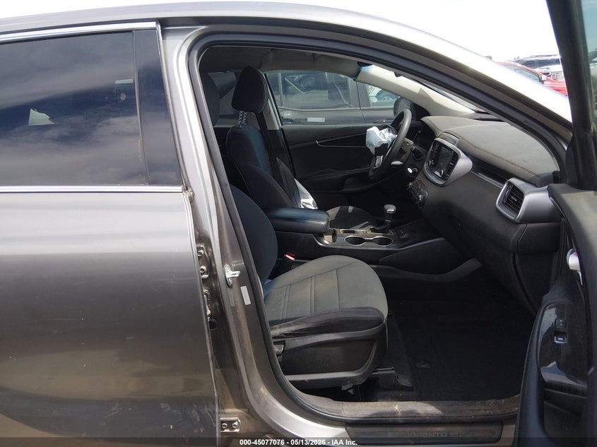2019 Kia Sorento VIN 5XYPG4A38KG541496 IAAI salvage auction — FRONT END, Salvage (Texas), sold $1,300 on 2026-07-08 (photo 5)