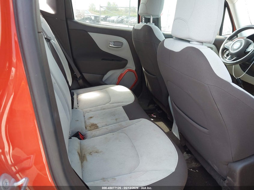 2015 Jeep Renegade VIN ZACCJBBH7FPC20747 IAAI salvage auction — FRONT END, Salvage Title, sold $2,500 on 2026-08-13 (photo 8)