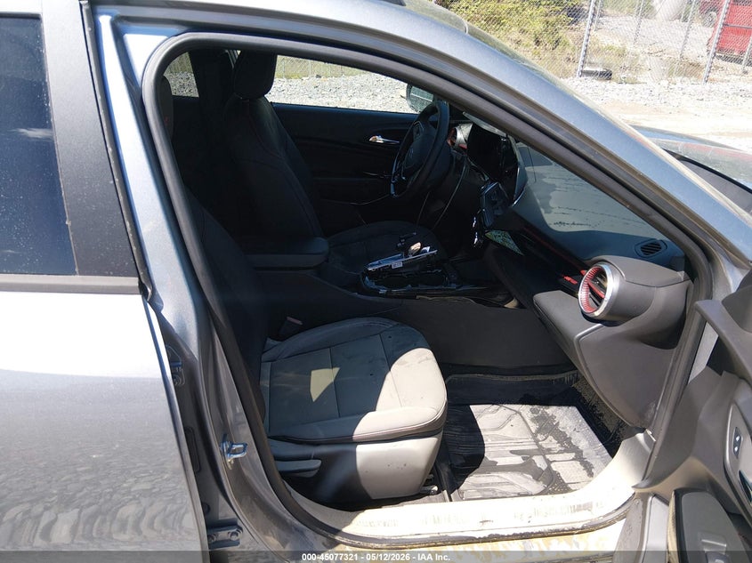 2026 Chevrolet Trax VIN KL77LJEP8TC033457 IAAI salvage auction — WATER/FLOOD, Salvage (West Virginia), sold $4,350 on 2026-07-29 (photo 5)