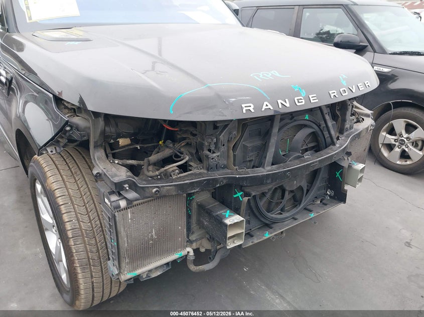2020 Land rover Range rover sport VIN SALWR2SU7LA886000 IAAI salvage auction — FRONT END, Salvage Title, sold $13,200 on 2026-07-22 (photo 6)