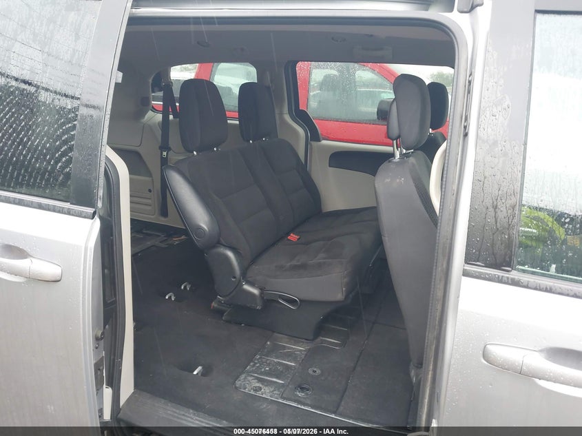 2018 Dodge Grand caravan VIN 2C4RDGBG3JR296539 IAAI salvage auction — NORMAL WEAR, Sf97 (Ohio), sold $8,100 on 2026-07-15 (photo 8)