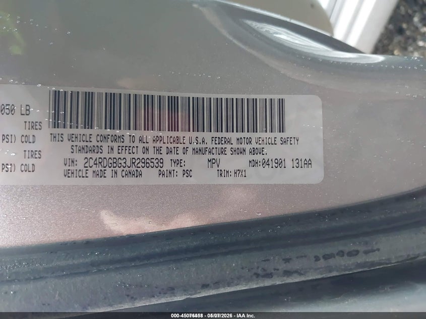 2018 Dodge Grand caravan VIN 2C4RDGBG3JR296539 IAAI salvage auction — NORMAL WEAR, Sf97 (Ohio), sold $8,100 on 2026-07-15 (photo 9)