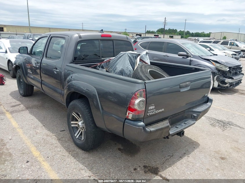 2015 Toyota Tacoma VIN 5TFLU4EN7FX133979 IAAI salvage auction — FRONT END, Salvage Title, sold $7,700 on 2026-07-31 (photo 3)