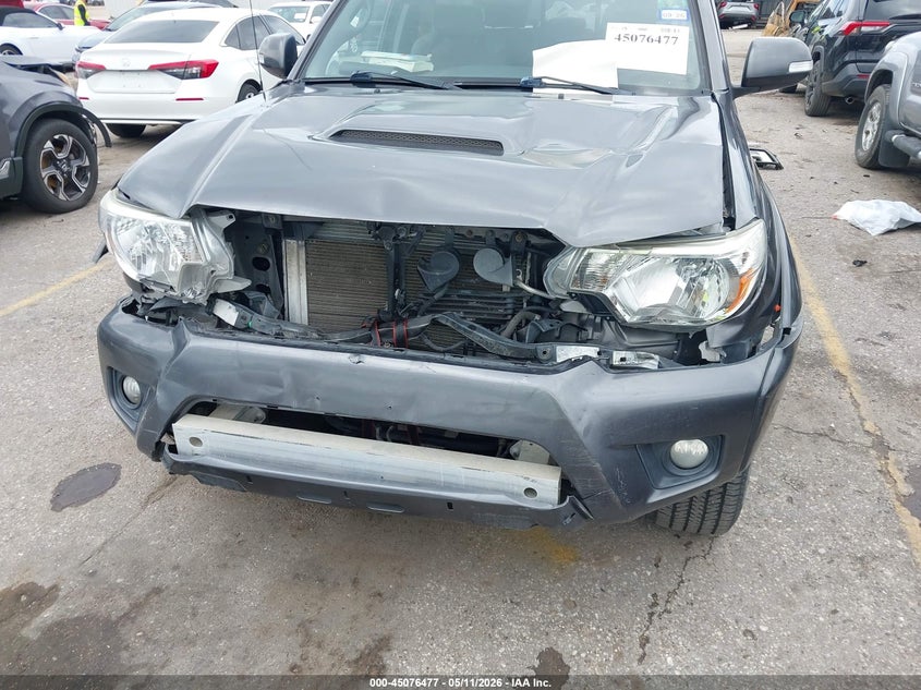 2015 Toyota Tacoma VIN 5TFLU4EN7FX133979 IAAI salvage auction — FRONT END, Salvage Title, sold $7,700 on 2026-07-31 (photo 6)