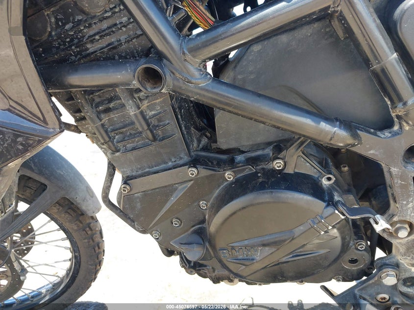 2011 BMW F 800 VIN WB1022909BZU03351 IAAI salvage auction — ALL OVER, Salvage (New Mexico), sold $125 on 2026-07-29 (photo 9)