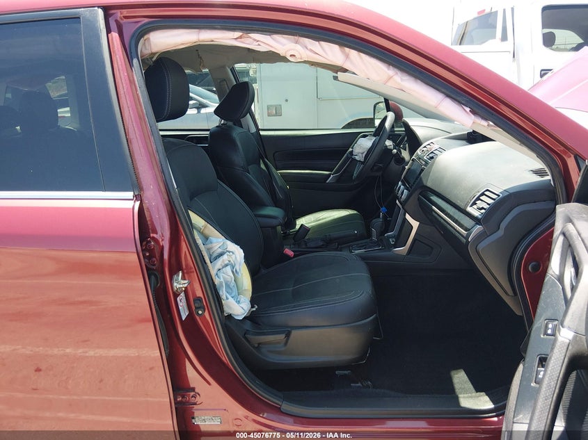 2017 Subaru Forester VIN JF2SJAWC6HH580981 IAAI salvage auction — FRONT END, Salvage (Texas), sold $500 on 2026-07-22 (photo 5)