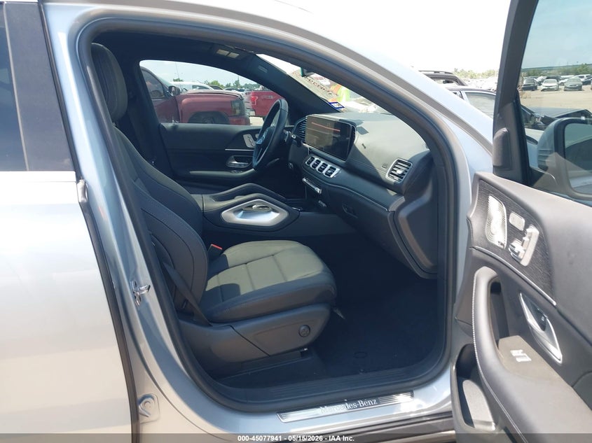 2025 Mercedes-benz VIN 4JGFD5KB5SB313414 IAAI salvage auction — REAR END, Salvage Title, sold $45,850 on 2026-07-20 (photo 5)