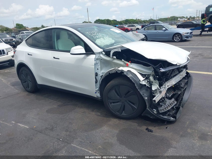 2026 Tesla Model y VIN 7SAYGDED1TA580057 — IAAI salvage auction photo