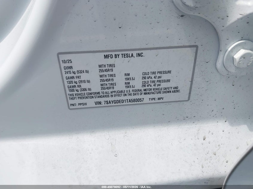 2026 Tesla Model y VIN 7SAYGDED1TA580057 IAAI salvage auction — RIGHT FRONT, Rebuildable (Florida), sold $17,200 on 2026-07-30 (photo 9)