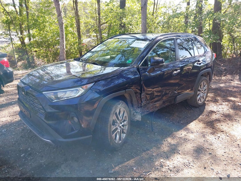 2021 Toyota Rav 4 VIN 2T3Y1RFV7MW131936 IAAI salvage auction — SIDE, Salvage Title, sold $7,900 on 2026-07-31 (photo 2)