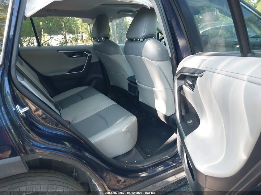 2021 Toyota Rav 4 VIN 2T3Y1RFV7MW131936 IAAI salvage auction — SIDE, Salvage Title, sold $8,500 on 2026-07-31 (photo 8)