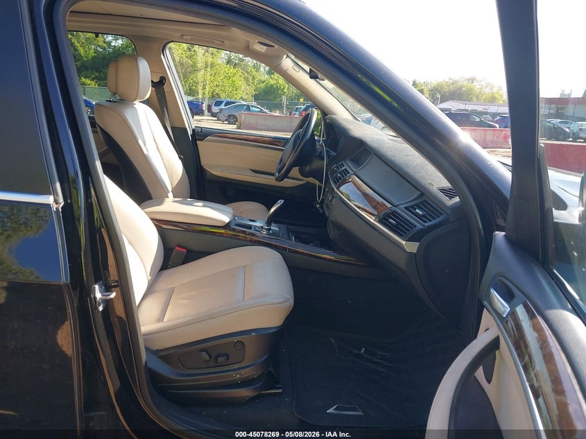 2013 BMW X5 VIN 5UXZV4C59D0G54316 IAAI salvage auction — NORMAL WEAR, Clear (Maryland), sold $1,650 on 2026-07-09 (photo 5)