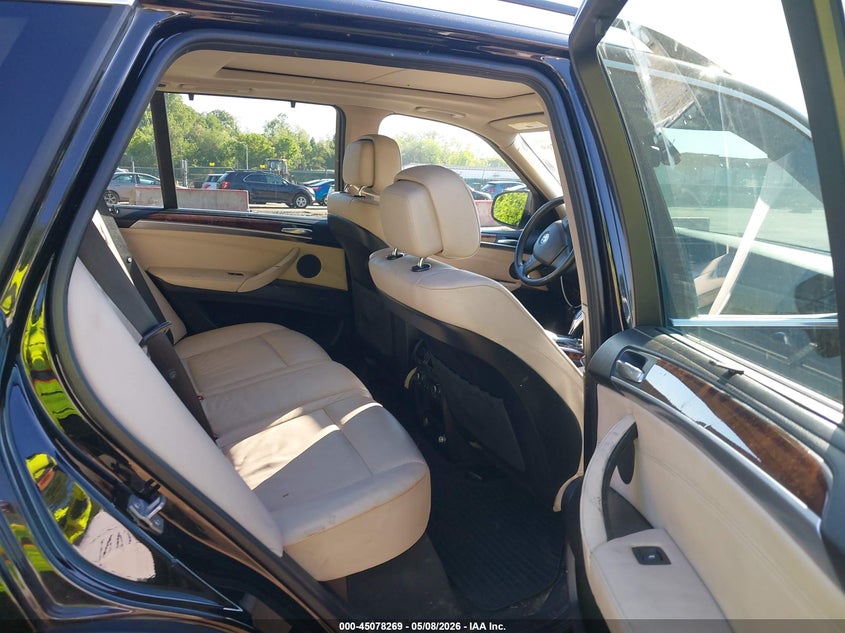2013 BMW X5 VIN 5UXZV4C59D0G54316 IAAI salvage auction — NORMAL WEAR, Clear (Maryland), sold $1,650 on 2026-07-09 (photo 8)