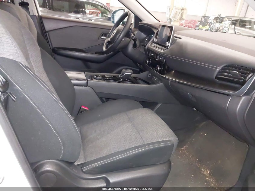 2021 Nissan Rogue VIN JN8AT3BB1MW227541 IAAI salvage auction — REAR END, Salvage Title, sold $25 on 2026-07-31 (photo 5)