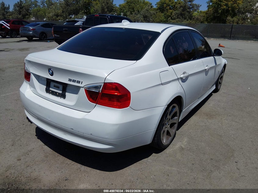 2007 BMW 3 series VIN WBAVC53557FZ80234 IAAI salvage auction — FRONT END, Salvage (California), sold $25 on 2026-07-29 (photo 4)
