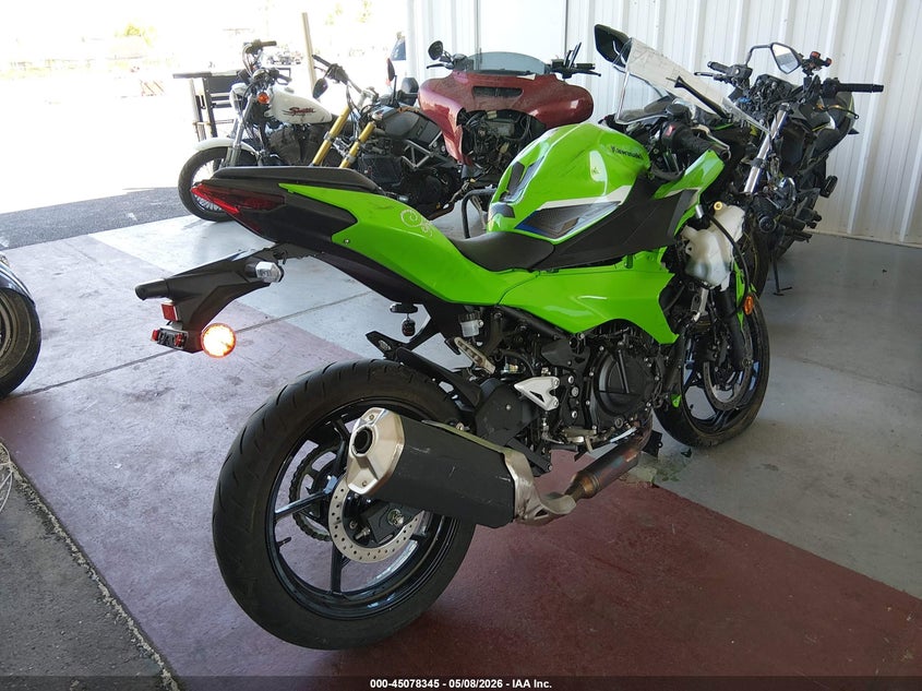 2026 Kawasaki Ninja VIN ML5EXGJ16TDA77127 IAAI salvage auction — FRONT END, Wait Title, sold $1,050 on 2026-09-03 (photo 4)