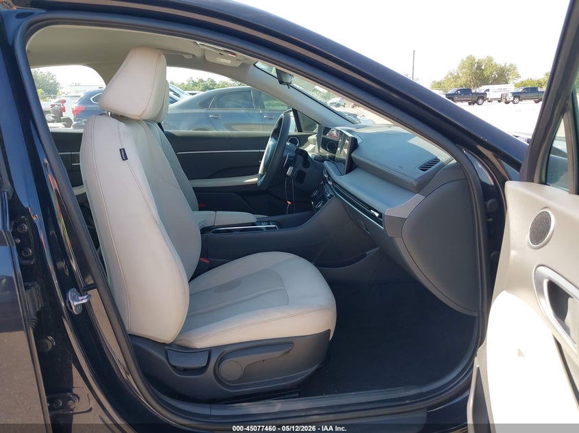 2024 Hyundai Sonata VIN KMHL64JA1RA412702 IAAI salvage auction — RIGHT FRONT, Original (Texas), sold $9,000 on 2026-07-30 (photo 5)