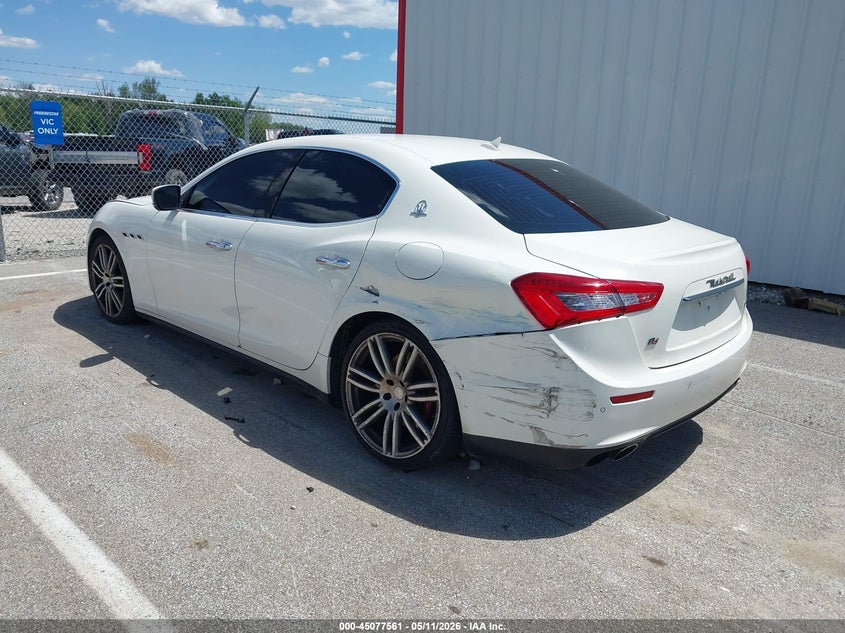 2014 Maserati Ghibli VIN ZAM57RTA1E1109736 IAAI salvage auction — SIDE, Clear (Indiana), sold $3,150 on 2026-08-06 (photo 3)